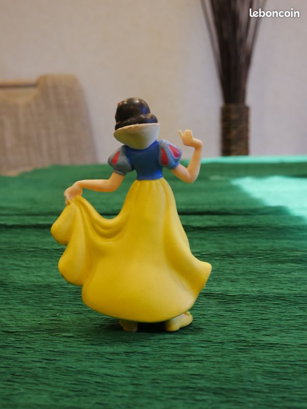 Blanche Neige - Disney - Bullyland (image 2)
