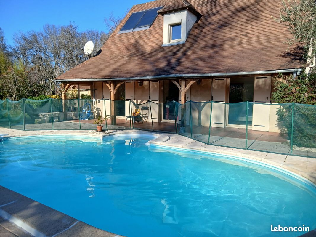 Maison 6 pièces 129 m² · à Saint-Seurin-sur-l'Isle · 129 m² · 260 000 €