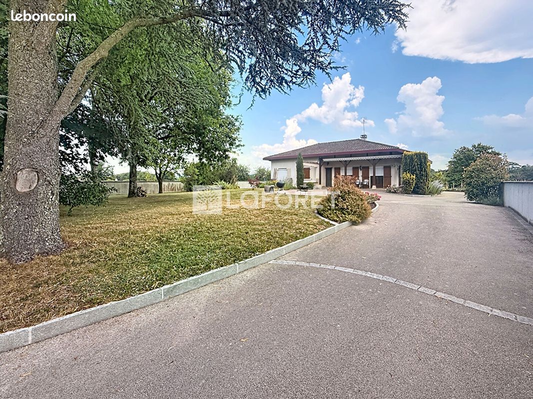 Maison 6 pièces 146 m² · à Marboz · 146 m² · 369 000 €