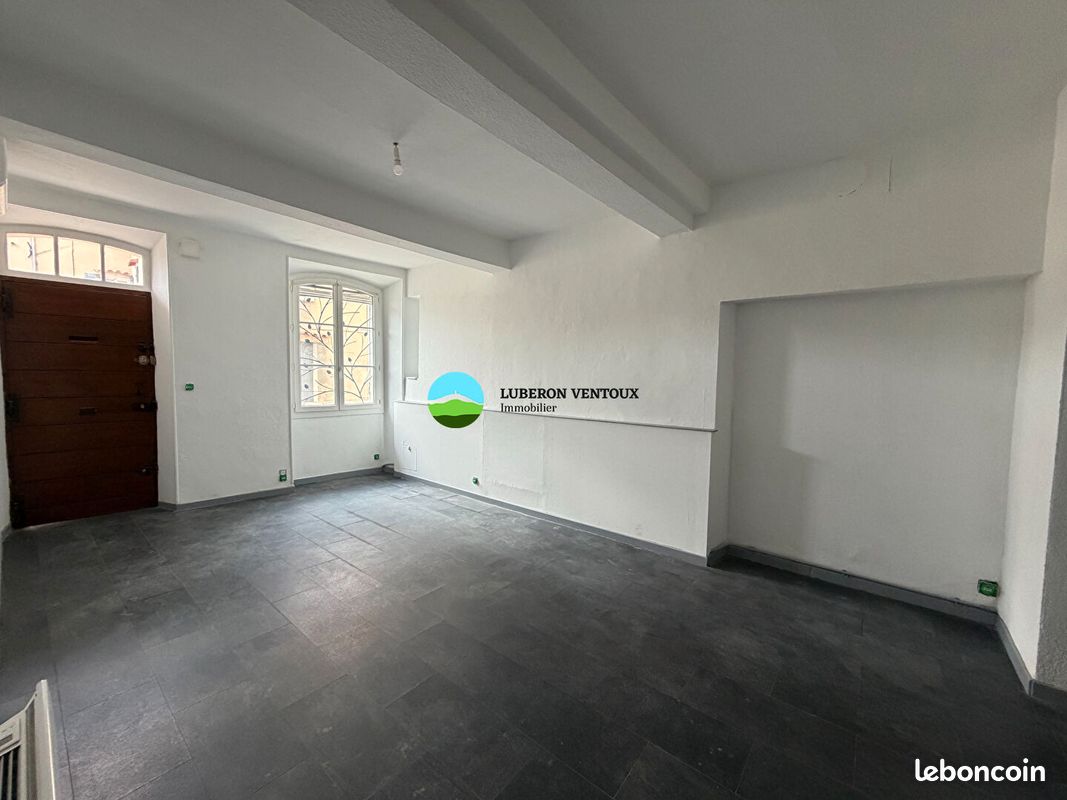 Maison 4 pièces 84 m² · à Malemort-du-Comtat · 84 m² · 850 €