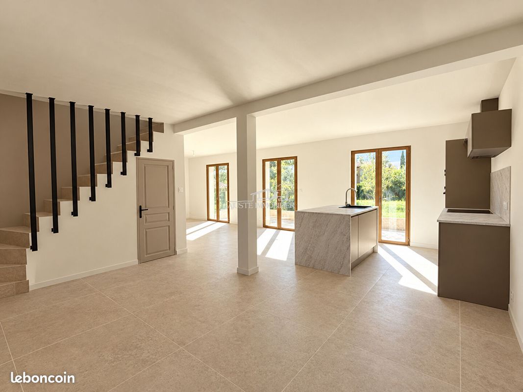 Maison 6 pièces 132 m² · à Nans-les-Pins · 132 m² · 649 000 €