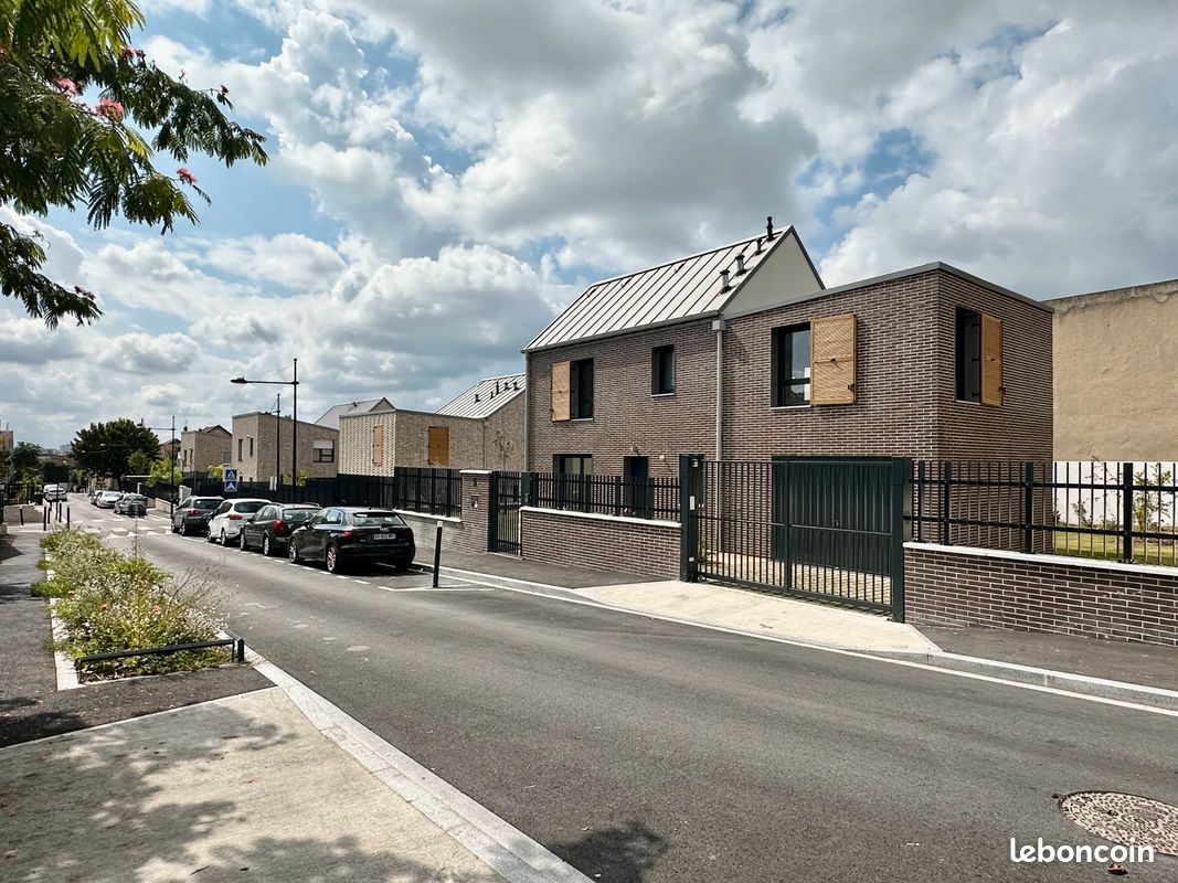 Maison 5 pièces 110 m² · à Argenteuil · 110 m² · 438 000 €