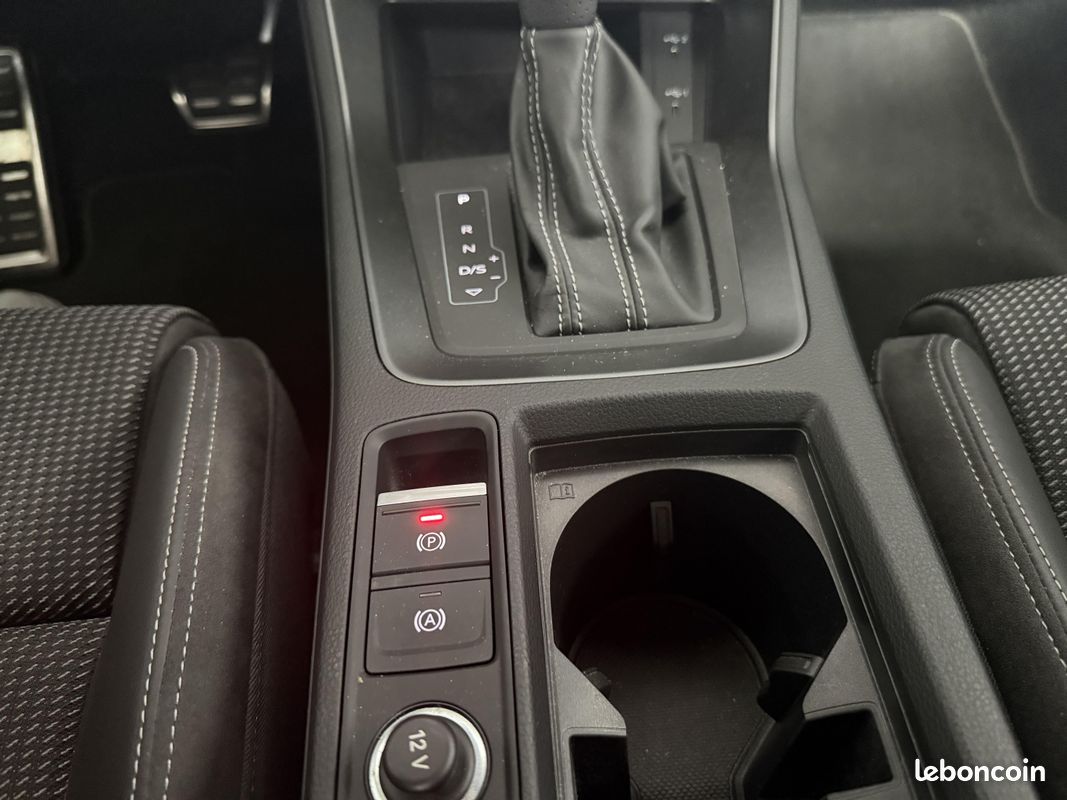AUDI Q3 35 TFSI 150 ch S tronic 7 S line (image 25)