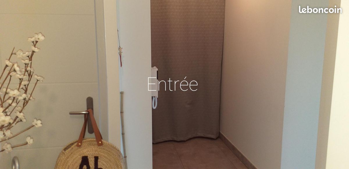 Appartement 3 pièces 77 m² · à Saint-Marcellin · 77 m² · 918 €/mois