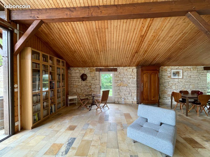 Maison-loft de 80m2 avec jardin et piscine (image 5)