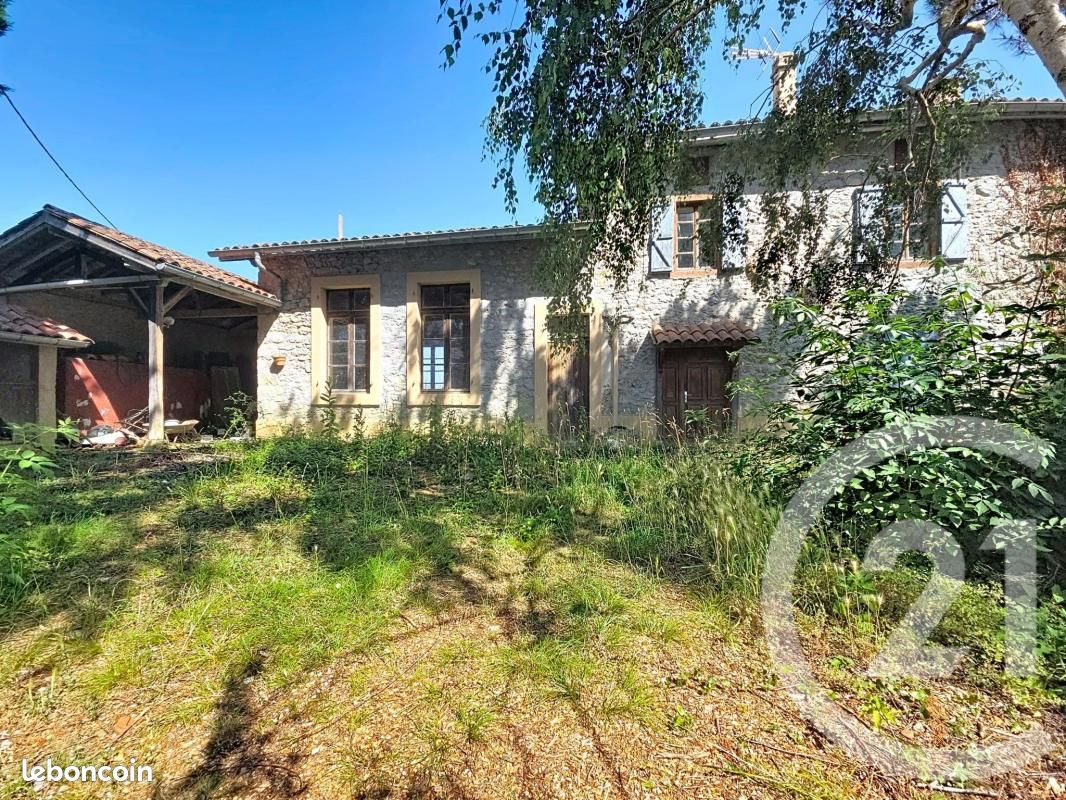 Maison 4 pièces 120 m² · à Figarol · 120 m² · 98 500 €