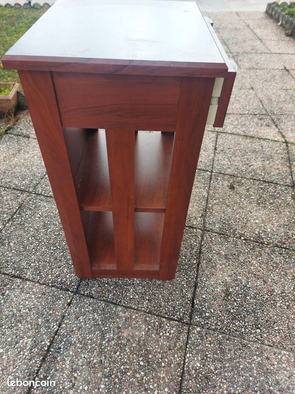 Meuble en bois (image 2)