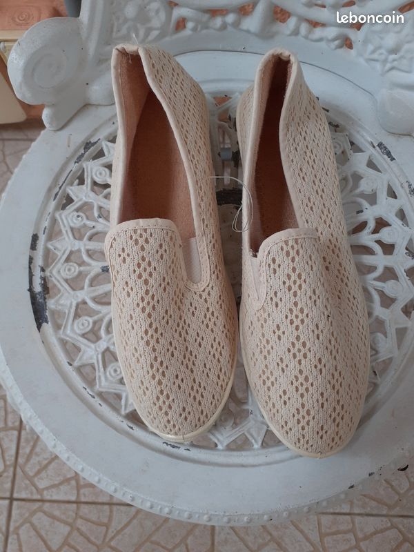 Chaussure femme toile crème P 40 (image 1)