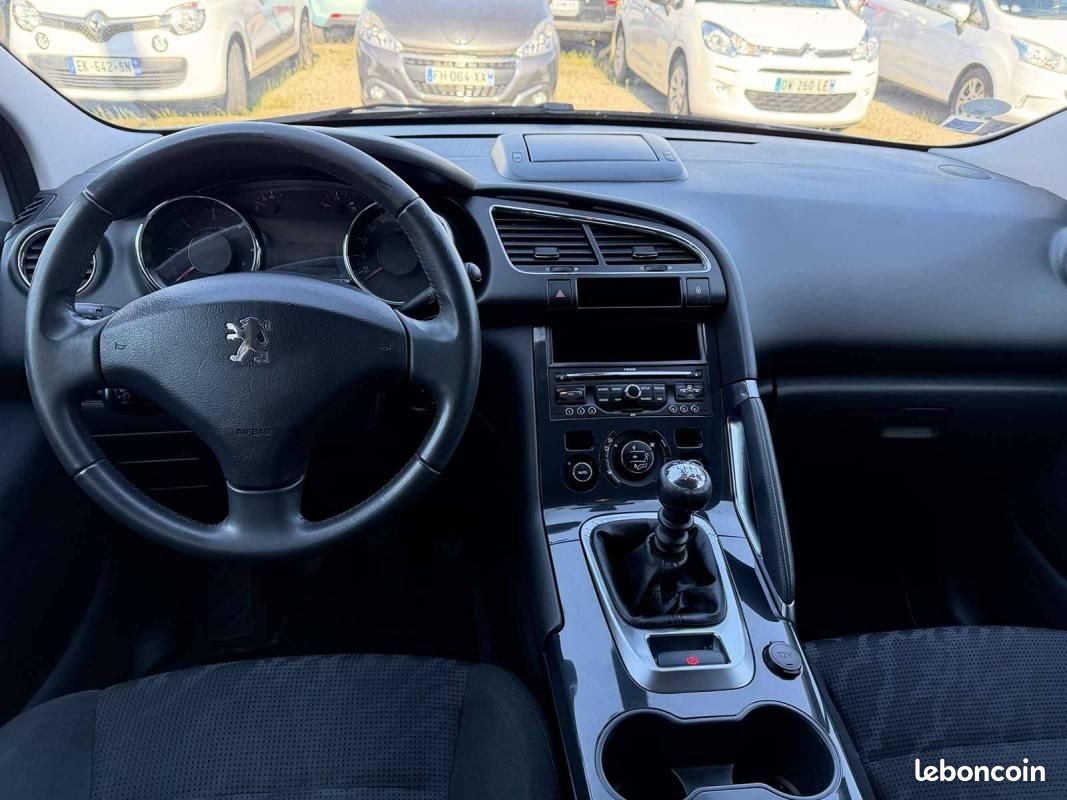 Peugeot 3008 1.6 HDi112 FAP Active (image 9)