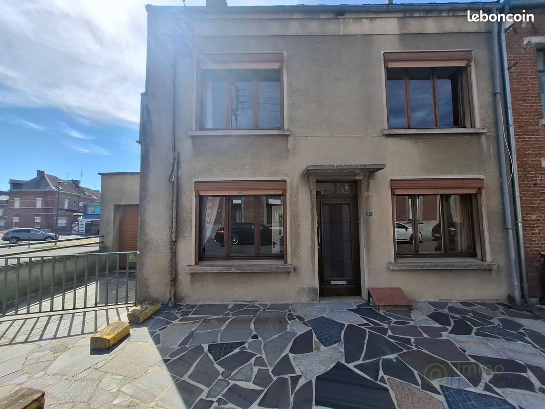Maison 6 pièces 160 m² · à Jeumont · 160 m² · 76 000 €