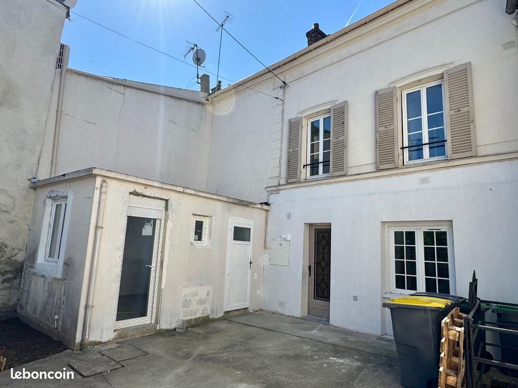 Maison 3 pièces 68 m² · à Les Mureaux · 68 m² · 190 000 €