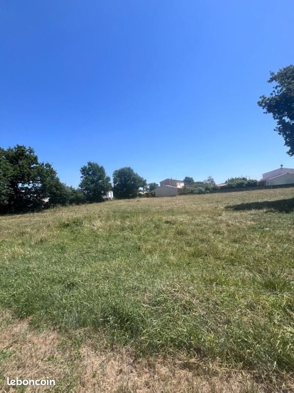 Terrain 312 m² Medis · à Médis · 74 000 €