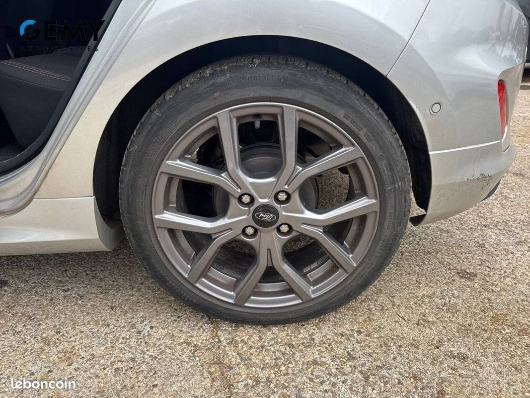 FORD Fiesta 1.0 Flexifuel 95 ch S&S BVM6 ST-Line (image 11)