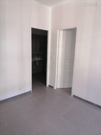 Location T2
