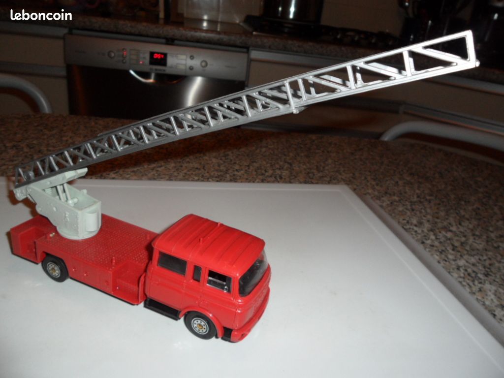 NOREV AN 80 CAMION DE POMPIERS BERLIET GRANDE ECHELLE MAGIRUS | Rakuten