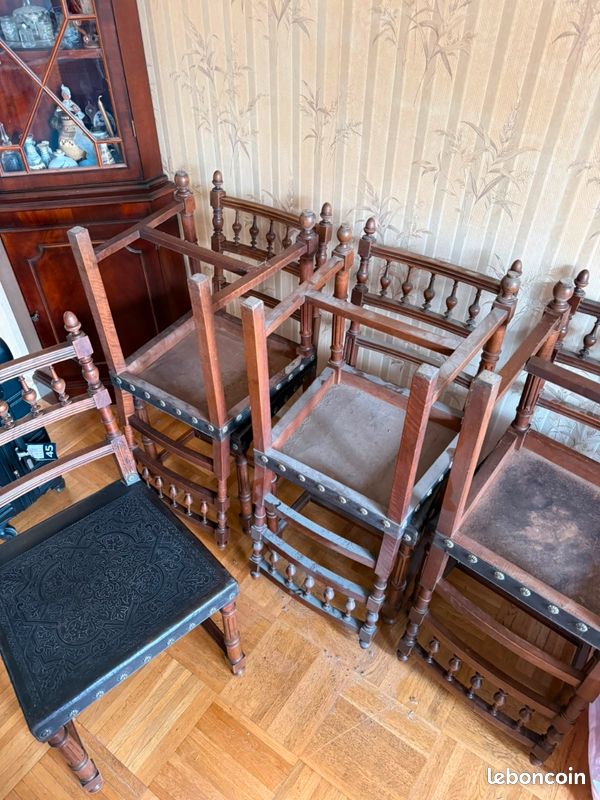 Lot de 8 chaises anciennes en bois massif (image 7)