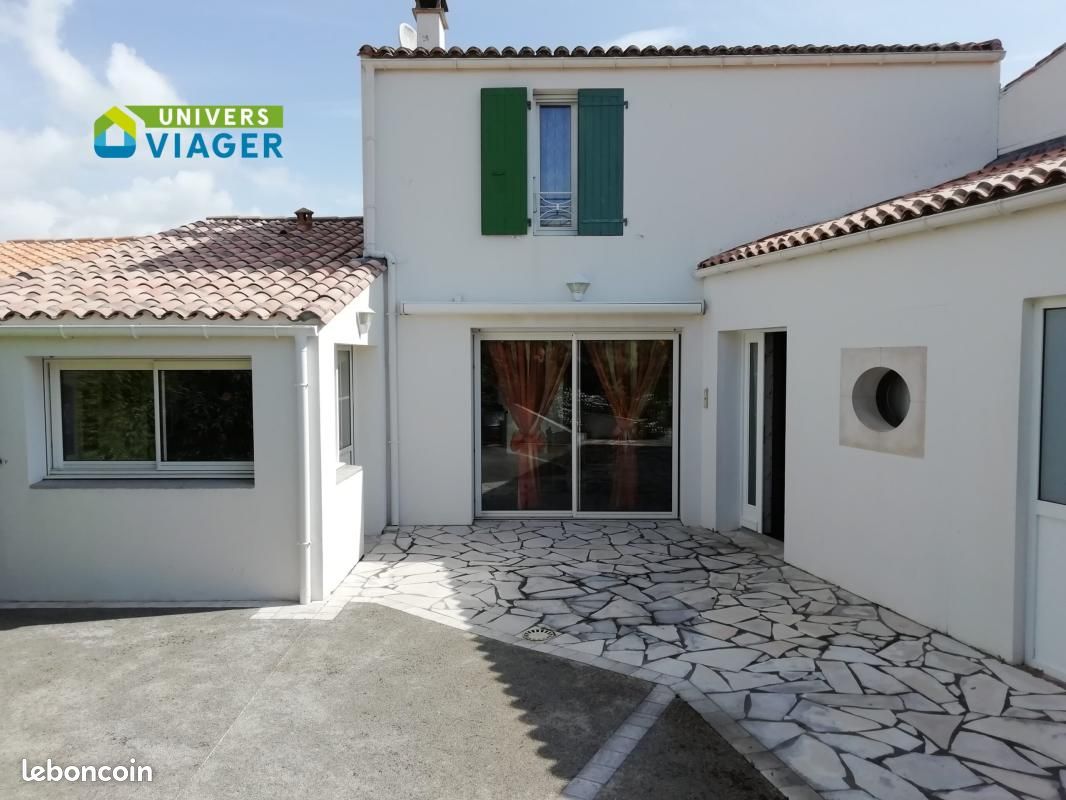 Maison 4 pièces 136 m² · à La Flotte · 136 m² · 365 000 €