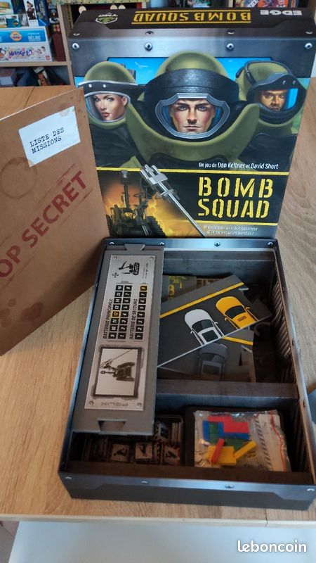 Bomb squad (image 1)