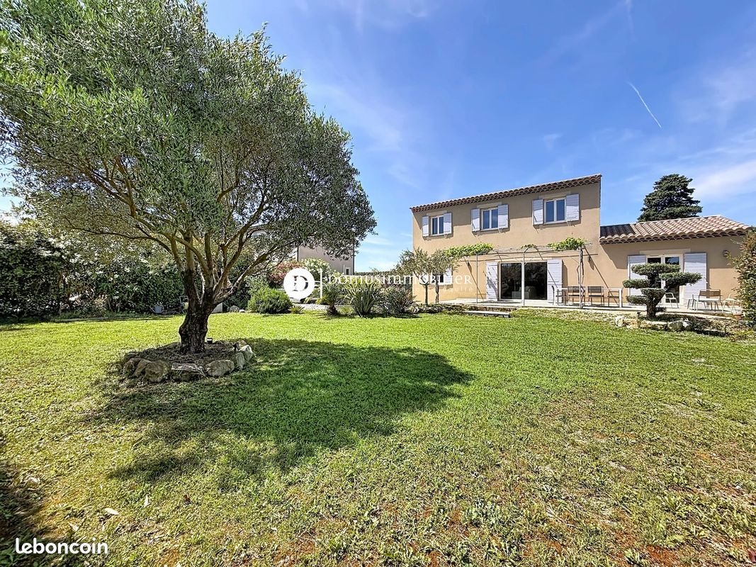 Maison 6 pièces 130 m² · à Saint-Saturnin-lès-Avignon · 130 m² · 500 000 €