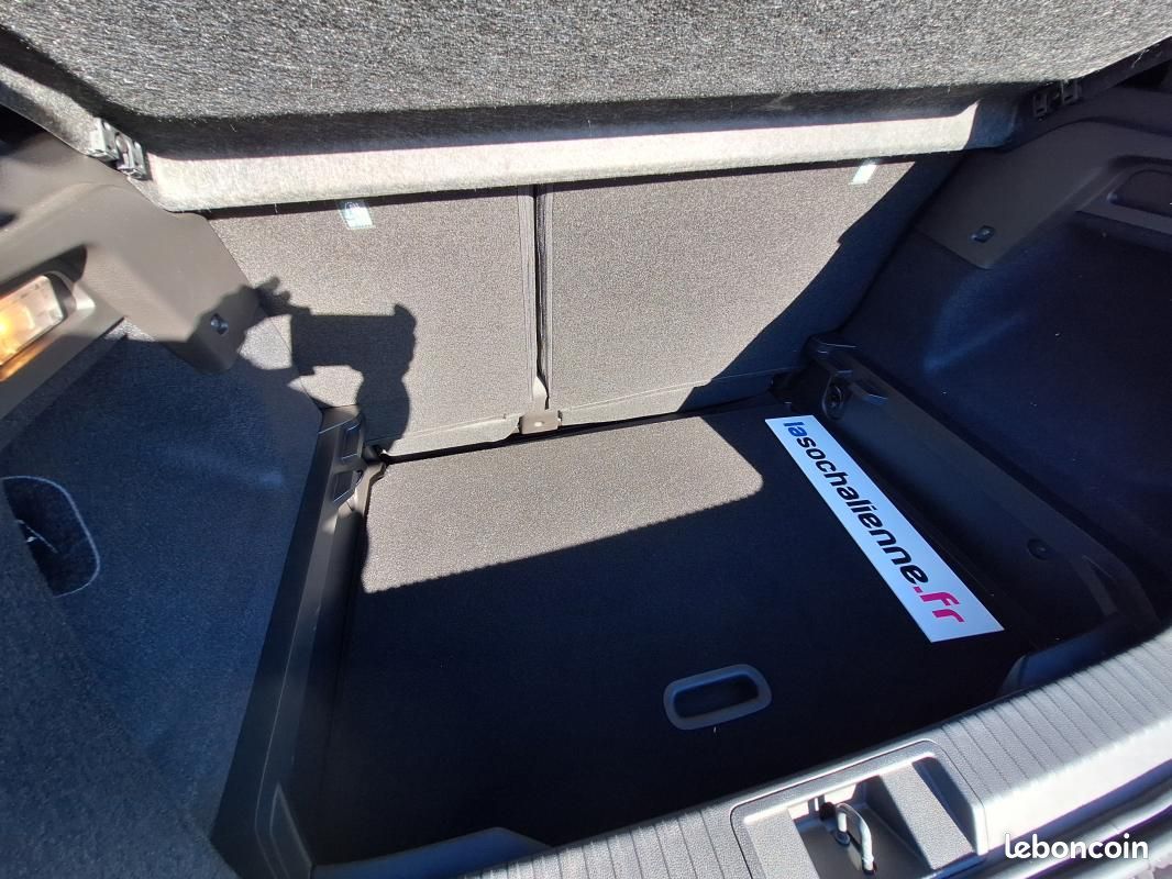 Renault Captur mild hybrid 160 EDC Techno (image 8)