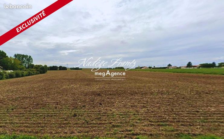 Terrain 19210 m² VOISSAY