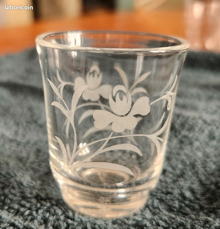 Rare lot de 30 verres à liqueur vintage (image 4)