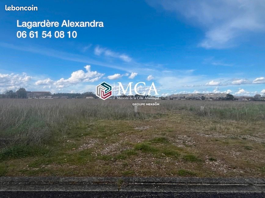 Terrain 890 m² Aiguillon · 39 000 €