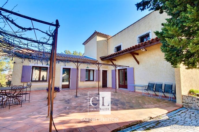 Villa 6 pièces 178 m²