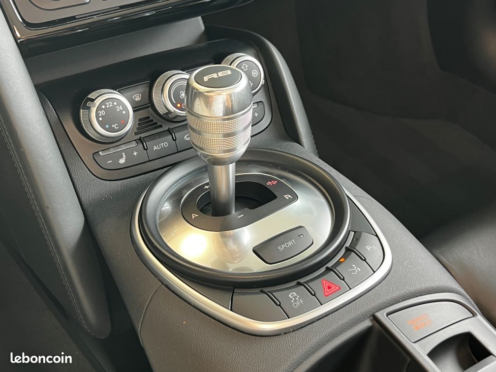 Audi R8 SPYDER 4.2 V8 FSI 430CH R TRONIC 6 (image 14)