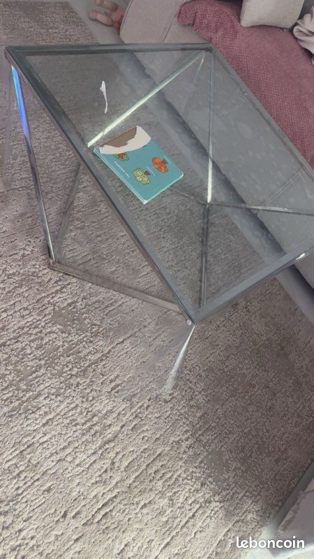 Table base (image 3)