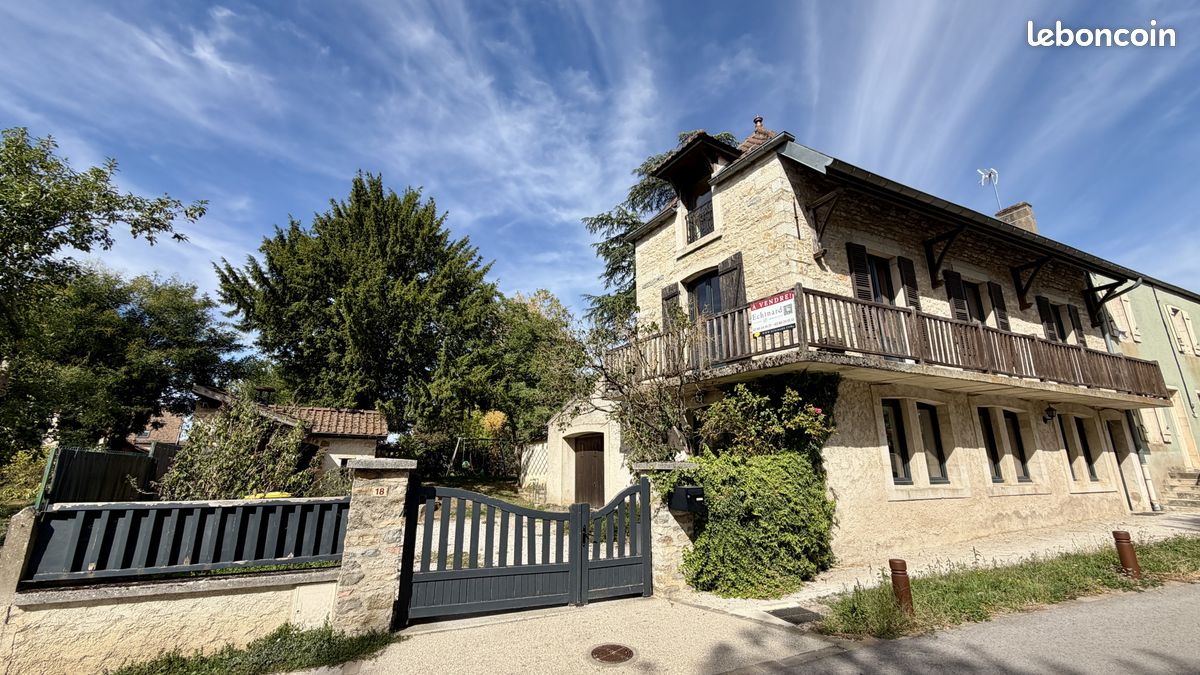 Maison 7 pièces 140 m² · à Beaune · 140 m² · 319 000 €