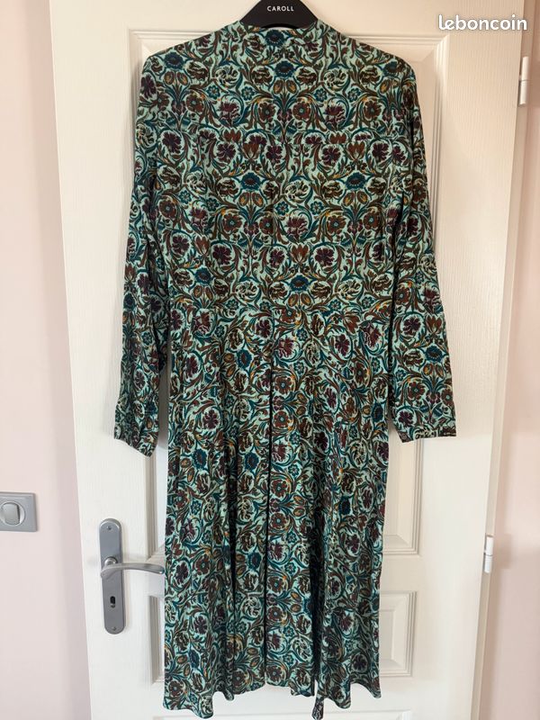 Robe (image 3)