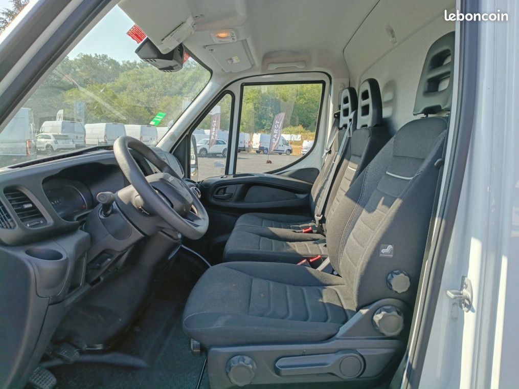 Iveco Daily Caisse hayon CCb 35C16H empattement 4100 3.0 (image 8)