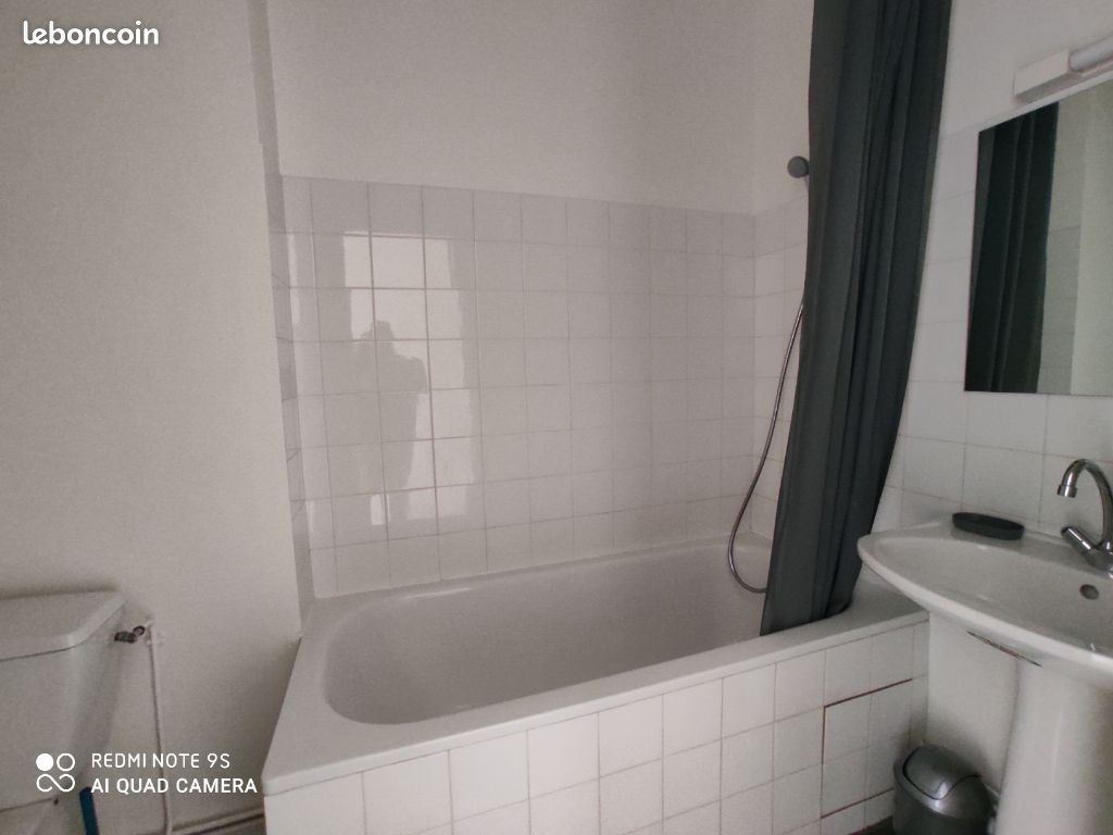 Studio 1 pièce 30 m² - Limoges 87000 (image principale 4)