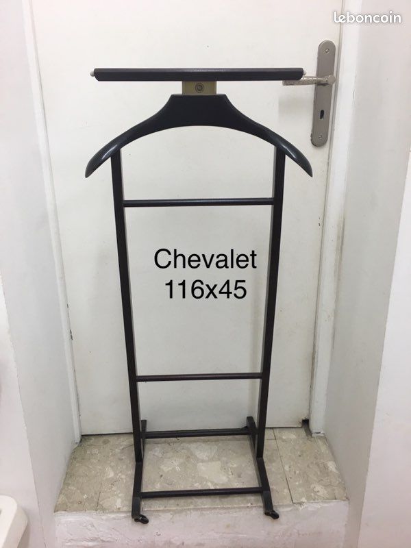 Chevalet de nuit (image 1)