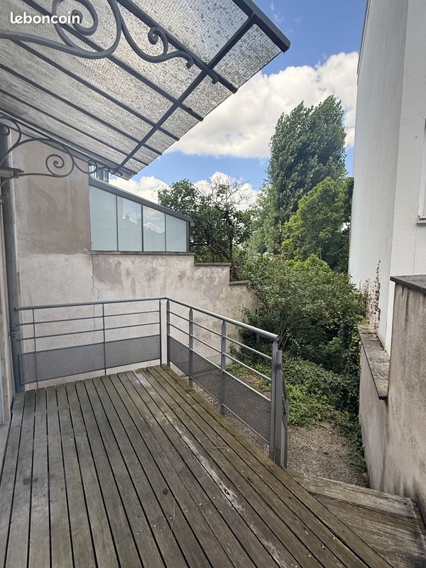 Appartement 3 pièces 79 m² · à Nancy · 79 m² · 945 €