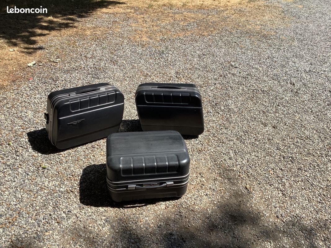 Valise et top case moto guzzi California 2 (image 1)