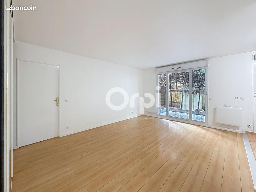 Appartement 2 pièces 46 m² · à Clamart · 46 m² · 1 045 €/mois