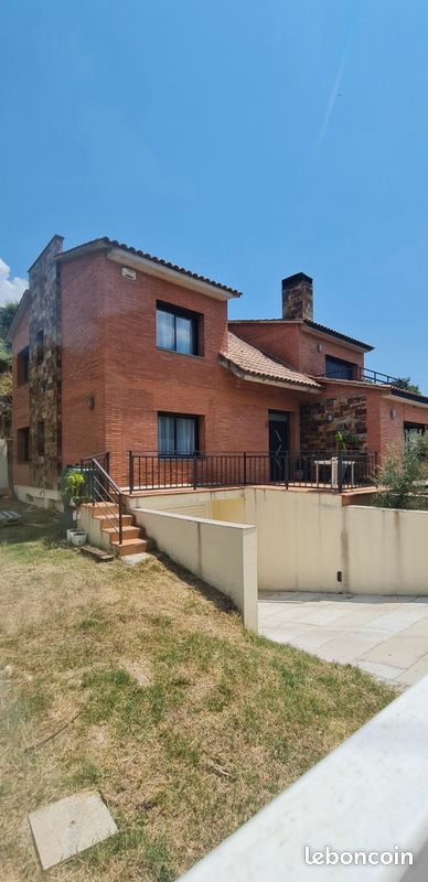 Maison 10 pièces 216 m² · à Biarritz · 216 m² · 665 000 €