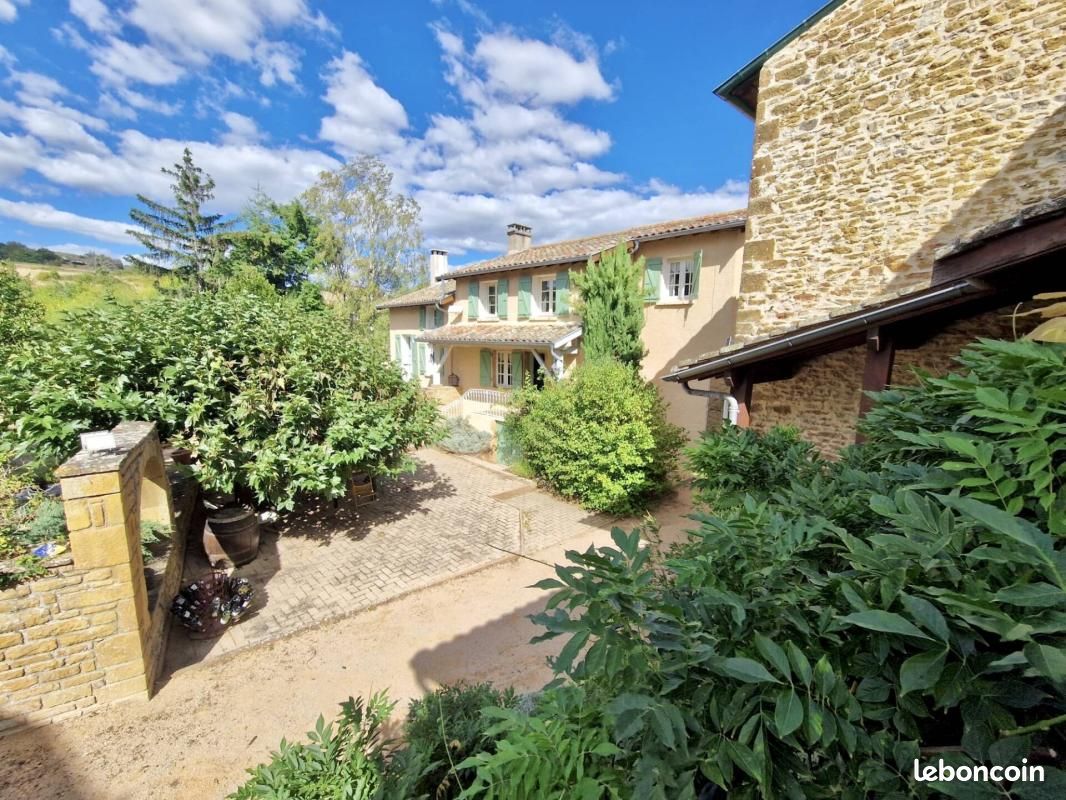 Maison 6 pièces 140 m² · à Villefranche-sur-Saône · 140 m² · 499 000 €