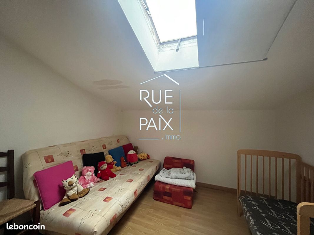 Maison 5 pièces 165 m² - Vouhé 79310 (image principale 8)