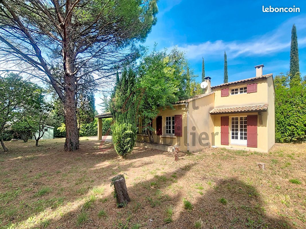 Maison 5 pièces 103 m² · à Noves · 103 m² · 357 000 €