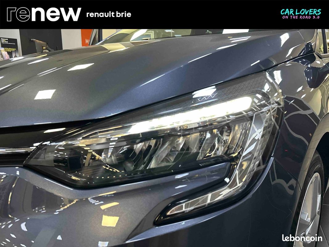 RENAULT Clio E-Tech 140 - 21 Business (image 26)