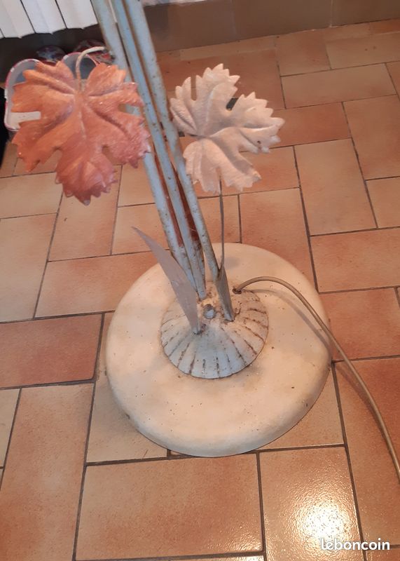Lampadaire feuilles automne (image 3)