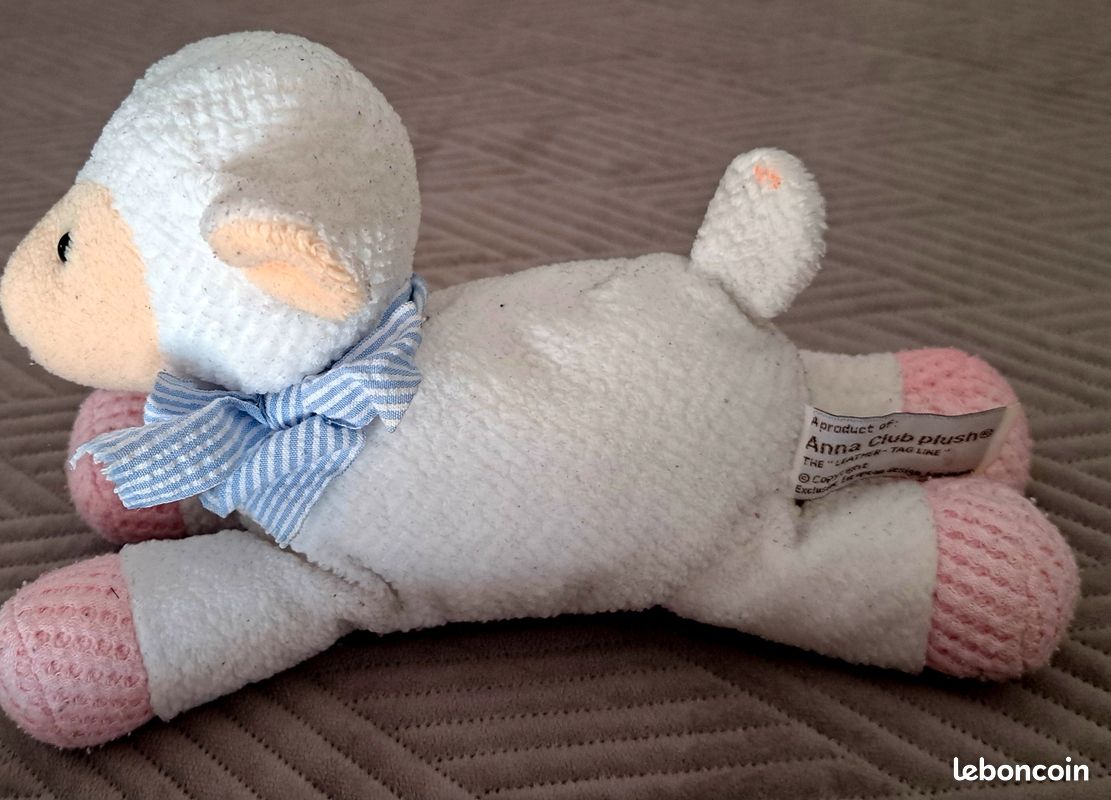 Peluche agneau avec grelot craquante et sonore (image 2)