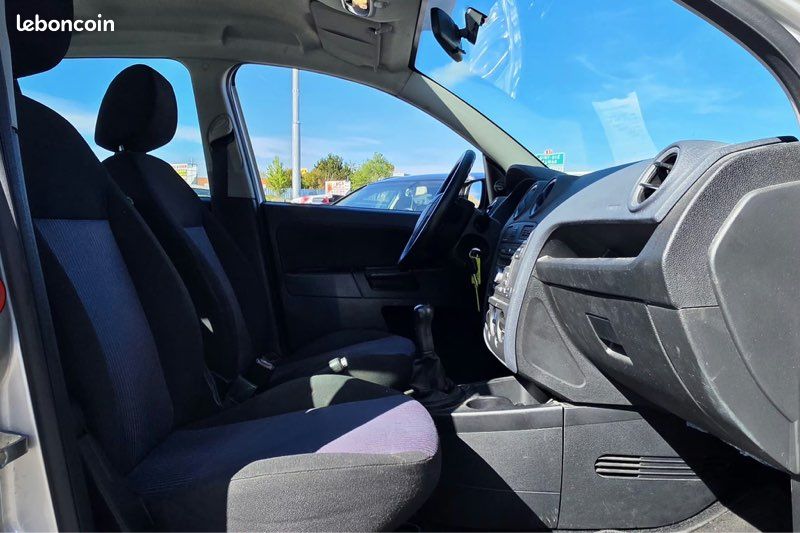 Ford Fusion 1.6L Tdci 90 Cv Pack Senso du 01/07 (image 5)