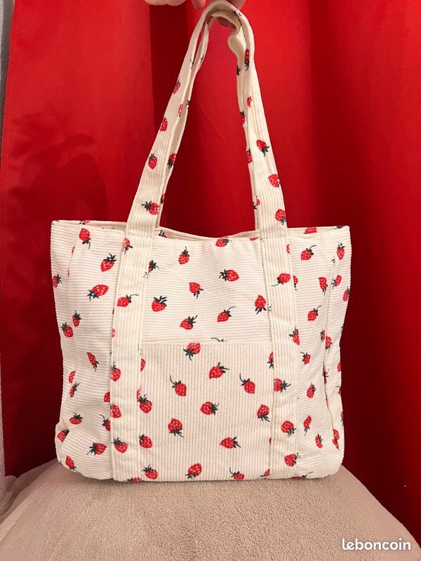 🍓Sac fourre tout en velours côtelé blanc et motifs de fraises neuf korean fashion (image 10)