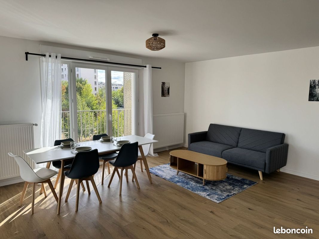 Appartement 5 pièces 97 m² · à La Courneuve · 97 m² · 640 €/mois