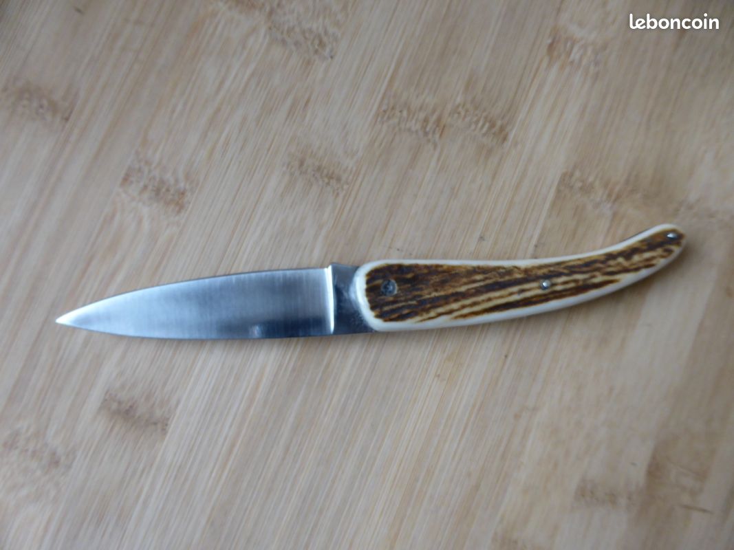 Couteau pliant en cerf d'occasion - Collection