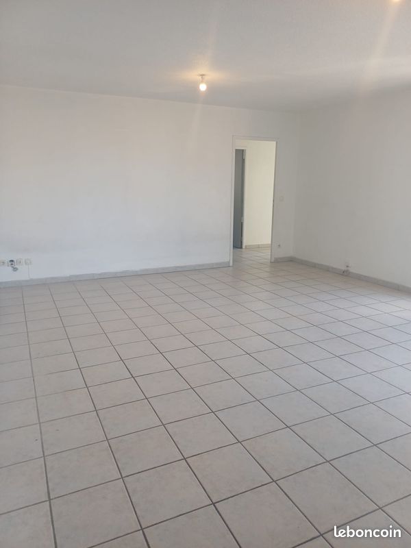 Appartement 3 pièces 73 m² · à Oullins-Pierre-Bénite · 73 m² · 1 063 €/mois
